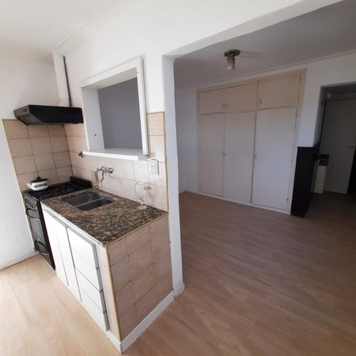 Imagen 3 de 8 de 2 Ambientes Con Patio Zona Varese