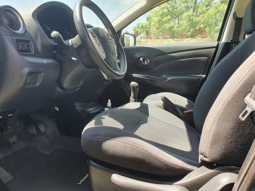 Imagen 7 de 11 de Nissan Versa 2015 1.6 Advance Mt