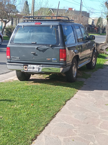 Ford Explorer 4.0 Xlt 4x4 At