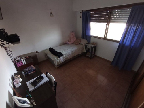 Imagen 4 de 11 de Chalet En Venta En Ituzaingo Norte