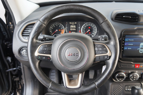 Jeep Renegade 1.8 Flex Aut. 5p