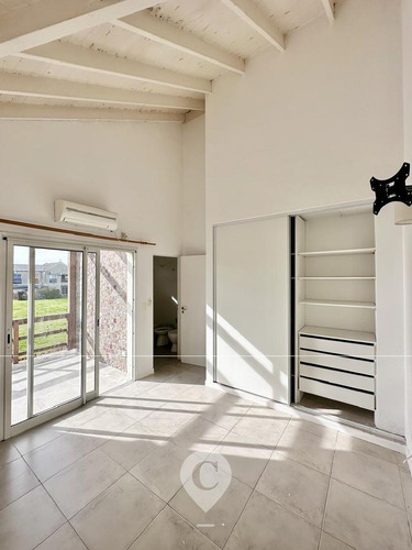 Depto En Venta En Barrio Cerrado Altos Del Casco, Zarate. Amenities.