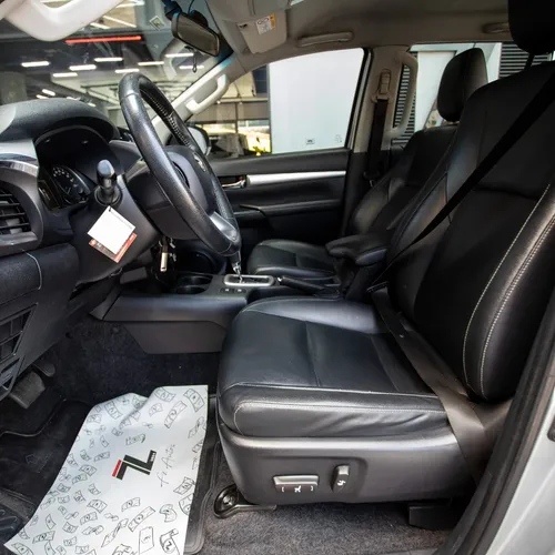Toyota Hilux Srv 2.8