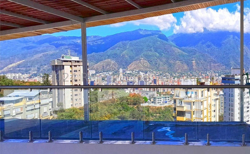 Venta De Exclusivo Penthouse En Colinas De Bello Monte