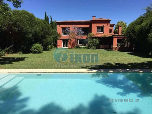 Imagen 2 de 8 de Barrio Cerrado Santa Bárbara - Casa Venta Usd 650.000