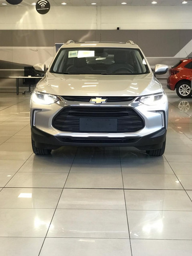Chevrolet Tracker Premier New 9- Fym