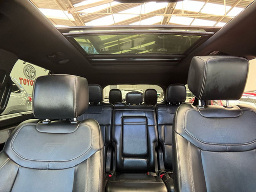 Ford Explorer 2022 St