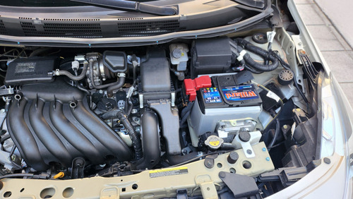 Nissan Versa 1.6 Advance At