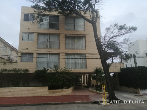Apartamento En Península- Ref: 124
