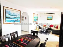 Comprar Dennymar, Vende Hermosa Casa En Exclusiva Urbanizacion Al Este De Barquisimeto Con Acabados Modernos Y Todos Los Servicios Basicos Operativos Vigilancia Las 24 Horas Del Dia B5a18042                  