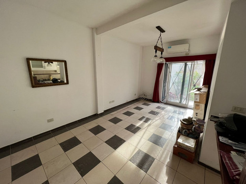 Imagen 3 de 13 de Venta De Ph 2 Ambientes En Monte Castro