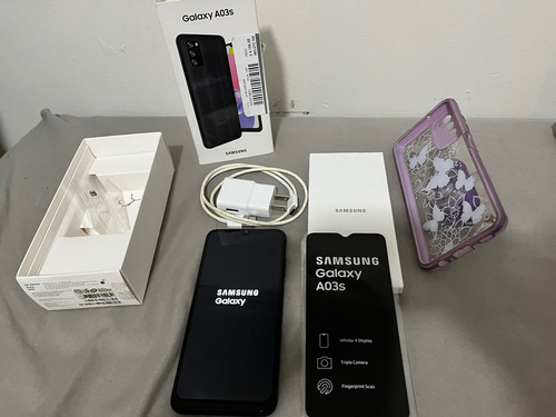 Samsung Galaxy A04 64 + 4gb Ram Liberado Blanco Color White Negro (Usado)