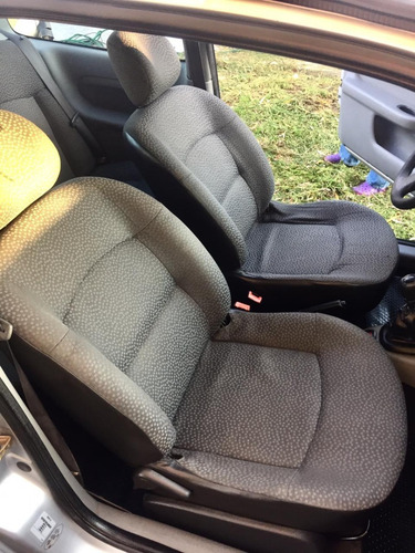 Imagen 9 de 15 de Renault Clio 1.2 2006