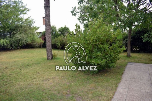 Casas Venta 2 Dormitorios Playa Hermosa