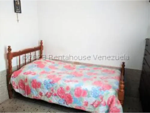 #25-13391 Amplia Casa En El Limón