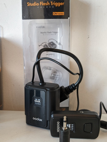 Combo Vello Freewave Plus + Studio Flash Trigger + Mas