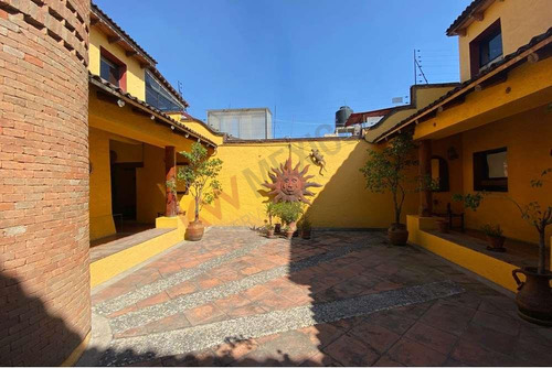 Inmueble En Venta Para Oficinas En Barrio De San Miguel A 2 Minutos Del Centro De Metepec