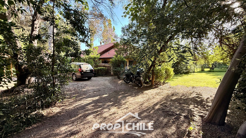 Casa Y Cabañas En Pirque En Venta. (93819)