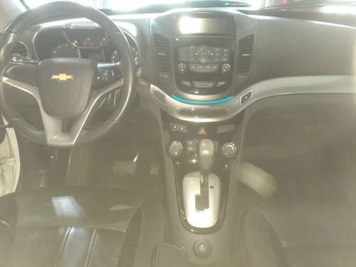 Imagen 8 de 11 de Chevrolet Orlando