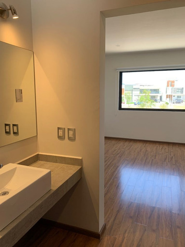 Imagen 12 de 26 de Se Renta Casa En La Condesa Juriquilla, 3 Recamaras, Roof Ga