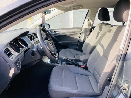 Volkswagen Golf Comfortline 2017 1400cc