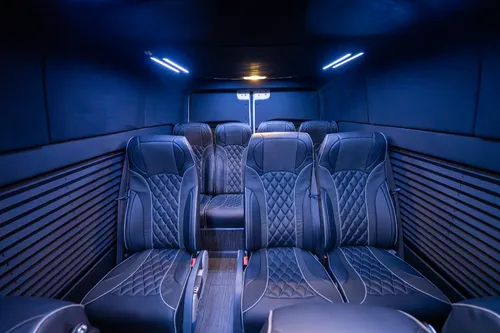 Sprinter Xl 2025 De Royal Van Edicion Especial Touring Vip