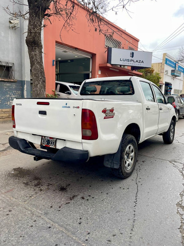 Toyota Hilux Pick-Up 2.5 Dx Cab Doble 4x4