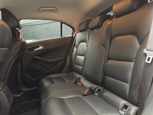 Mercedes-Benz Clase A A 180 CGI 1.6 LT TA