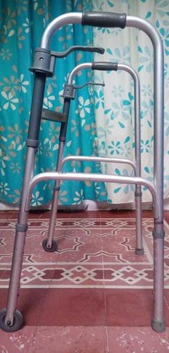 Andadera De Aluminio (Usado)