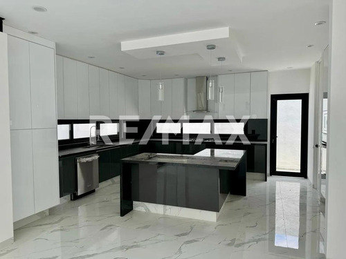 Casa En Venta En Condominio Zibatá