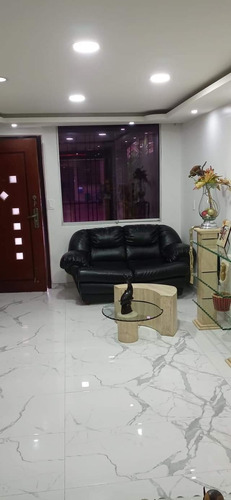 Imagen 4 de 19 de Townhouse En Venta Nueva Casarapa Guarenas Edo Miranda