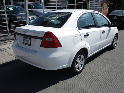Imagen 4 de 14 de Chevrolet Aveo Ls 2014 Mt.
