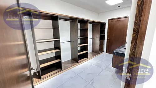Casa En Venta Dentro De Cluster En La Campiña Residencial León Gto