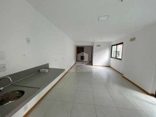 Imagem 9 de 30 de Loft Com Varandão E Vaga De Garagem! - Lf0003