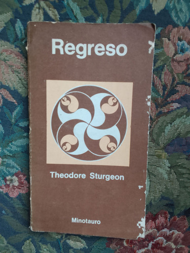 Sturgeon Theodore Regreso