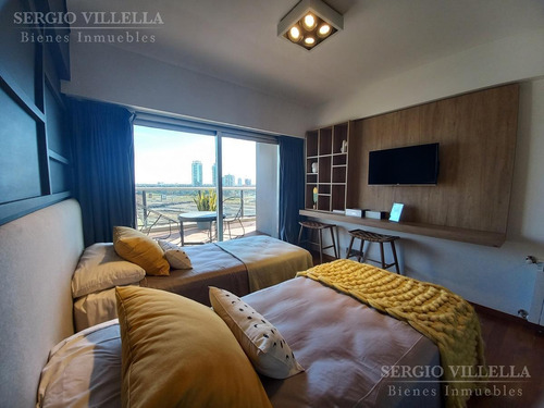 Imagen 12 de 30 de Departamento De Tres Dormitorios En Venta En Pichincha