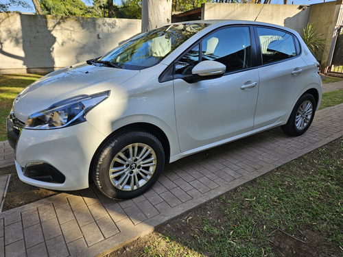 Peugeot 208 1.6 Allure