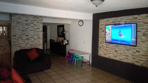 Casa En Condominio En C. Nogales, Villa De Las Flores, Coacalco, Edomex (jr10)