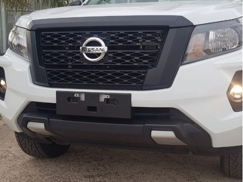 Nissan Frontier S 4X2 AT