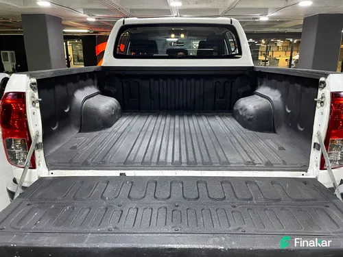 Toyota Hilux 2.7 SR Doble Cabina Mt