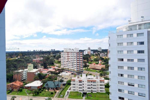 Venta De Apartamento De 2 Dormitorios Playa Brava