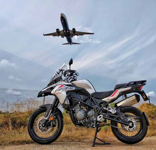 Imagen 25 de 25 de Benelli Trk 502 X Trail 2023 - Tasa 0% - Agrobikes