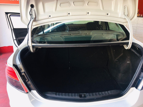 Imagem 10 de 14 de Chevrolet Prisma 1.4ano:2015 Branco Flex Completo