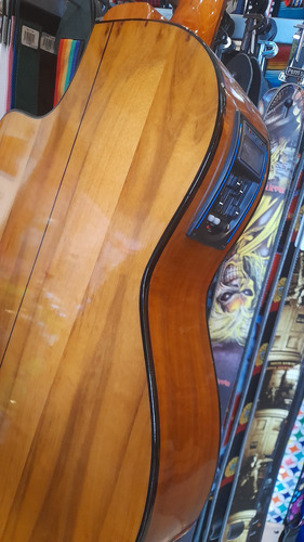 Guitarra Clásica Gracia M10 Ecualizado Prener Electrocriolla Marrón