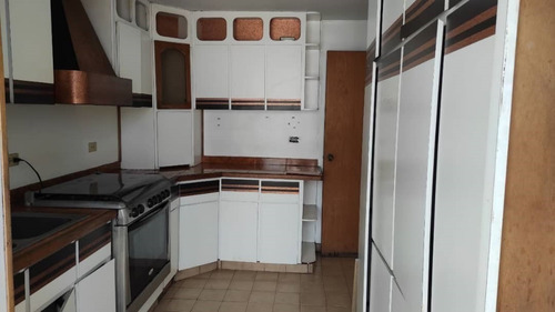 Imagen 4 de 9 de Apartamento En Venta En La Candelaria Lv 0412.210.4403
