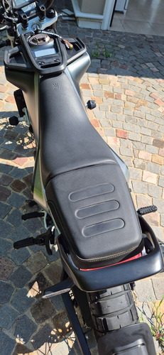 Husqvarna Svartpilen 401 Unico Dueño