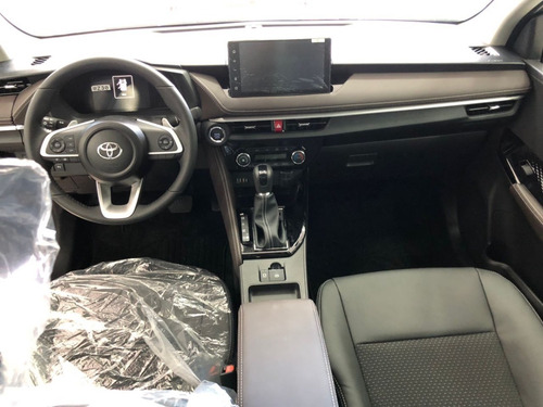 Imagen 6 de 11 de Toyota Yaris G