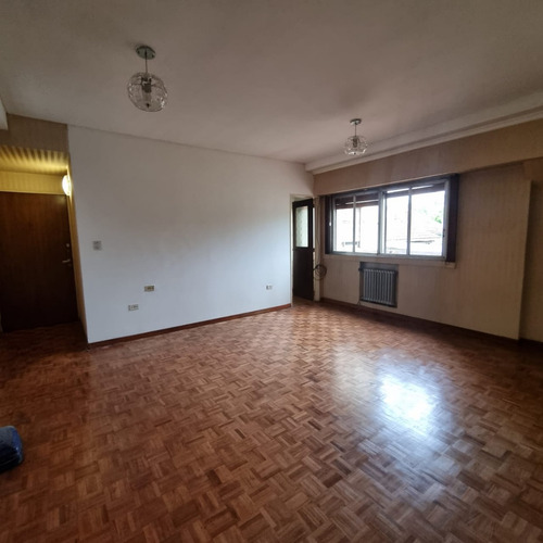 Dueño Directo. Departamento-3 Amb -dep.serv-caballito-93 Mts