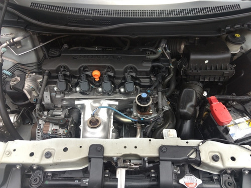 Honda Civic 1.8 Exs At 140cv 2014