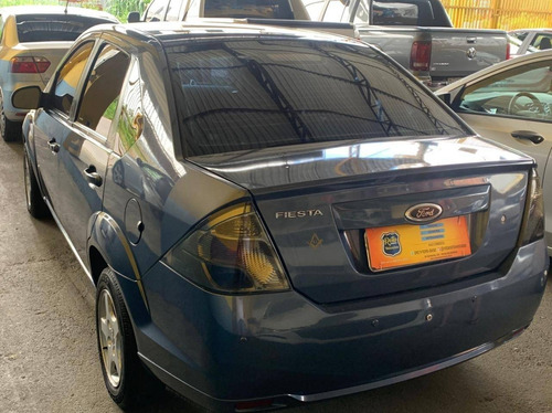 Ford Fiesta 1.6 Rocam Sedan 8v Flex 4p Manual